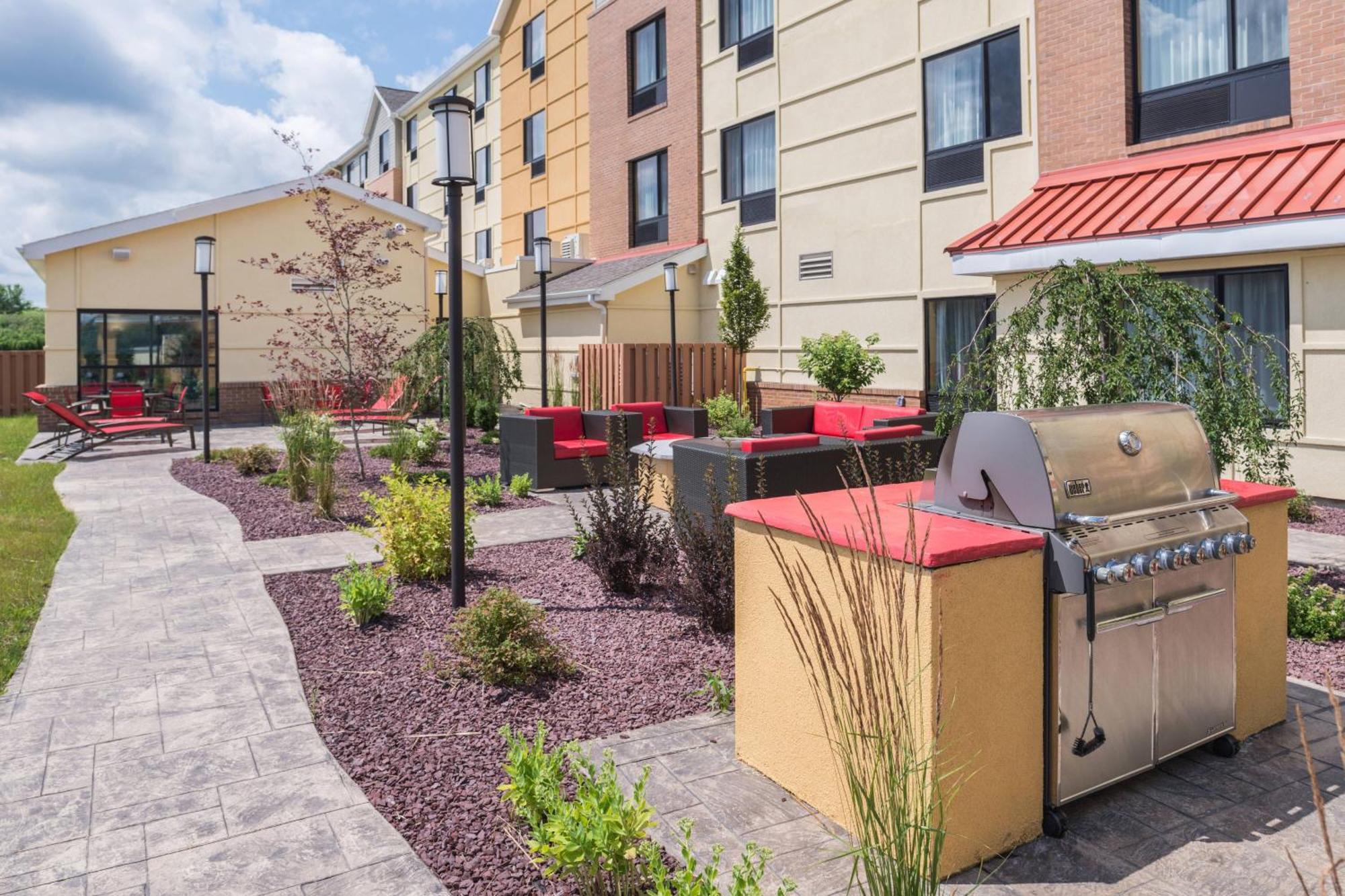 Towneplace Suites By Marriott New Hartford Kültér fotó